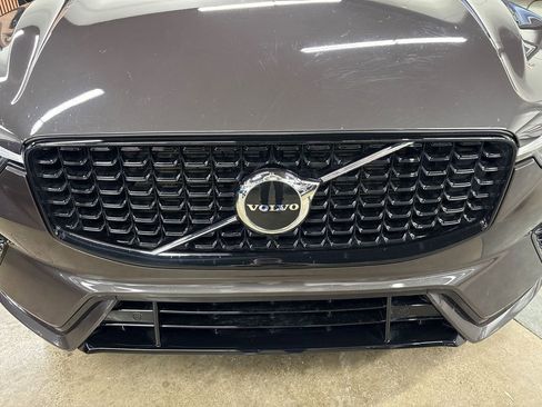 Used 2024 Volvo XC60 B5 Core w/ Climate Package image 17