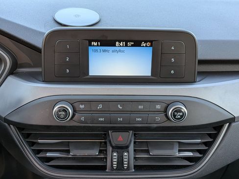 Certified 2020 Ford Escape S image 10