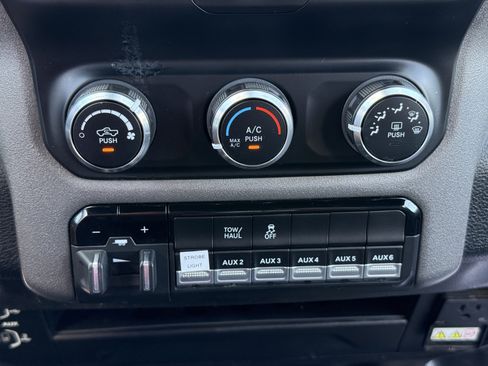 Used 2023 RAM 2500 Tradesman AWD/4WD image 16