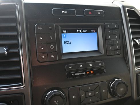 Used 2018 Ford F150 XLT w/ Max Trailer Tow Package image 13