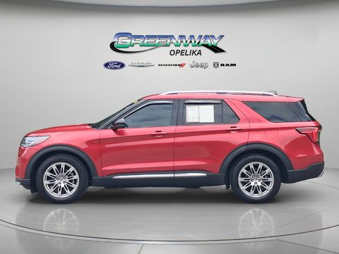 Used 2026 Ford Explorer Platinum RWD image 4