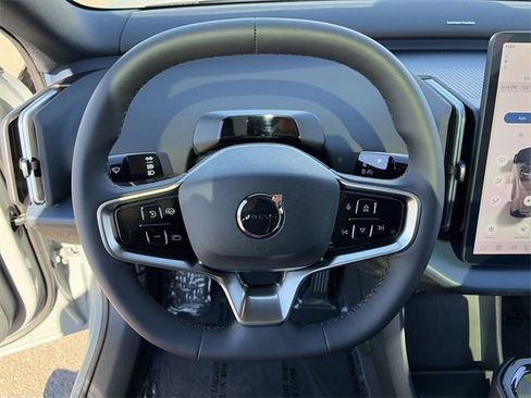Used 2026 Volvo EX30 Cross Country Ultra image 24