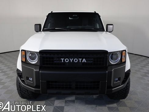 Used 2025 Toyota Land Cruiser image 8