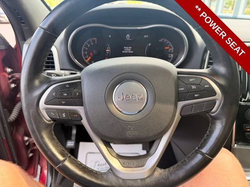 Used 2020 Jeep Grand Cherokee Altitude AWD/4WD image 18