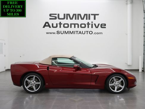 Used 2006 Chevrolet Corvette Convertible w/ Preferred Equipment Group RWD image 1