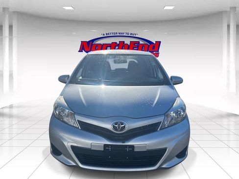 Used 2012 Toyota Yaris LE image 8