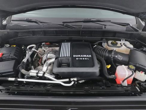 Used 2024 GMC Sierra 1500 AT4 w/ Technology Package image 15