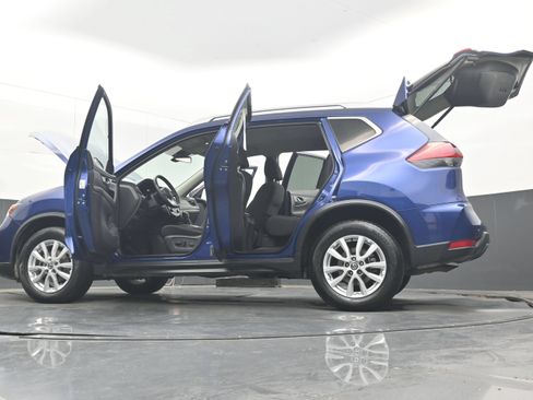 Used 2019 Nissan Rogue SV AWD/4WD image 43