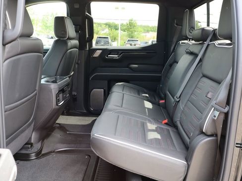 Used 2025 GMC Sierra 1500 AT4X AWD/4WD image 50
