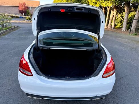 Used 2015 Mercedes-Benz C 300 Sedan image 7