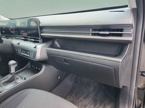 Certified 2024 Hyundai Kona SEL FWD image 21