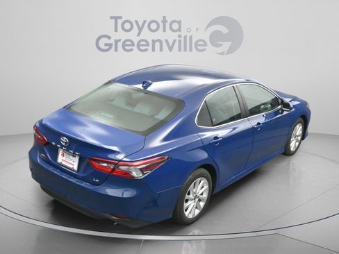 Used 2023 Toyota Camry LE w/ Convenience Package FWD image 15