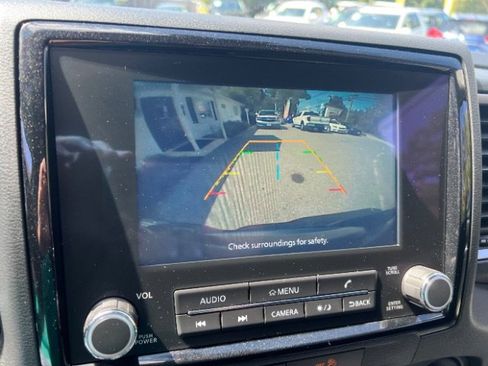 Used 2022 Nissan Frontier SV w/ Technology Package image 35