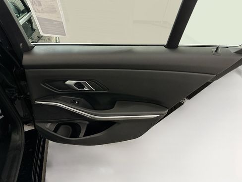 Used 2025 BMW 330i xDrive Sedan image 32