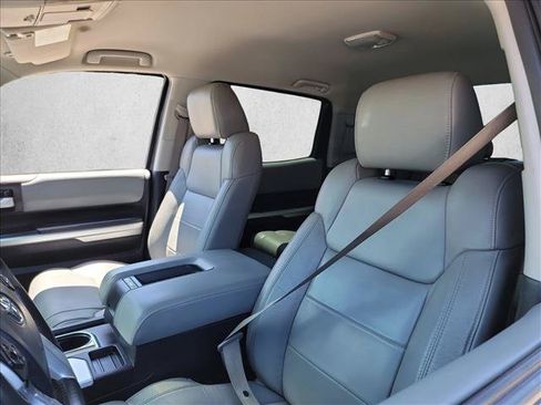 Used 2017 Toyota Tundra Limited RWD image 13