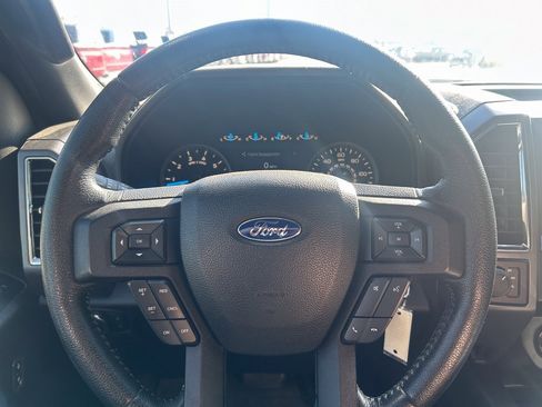 Used 2015 Ford F150 XLT w/ Equipment Group 302A Luxury image 23