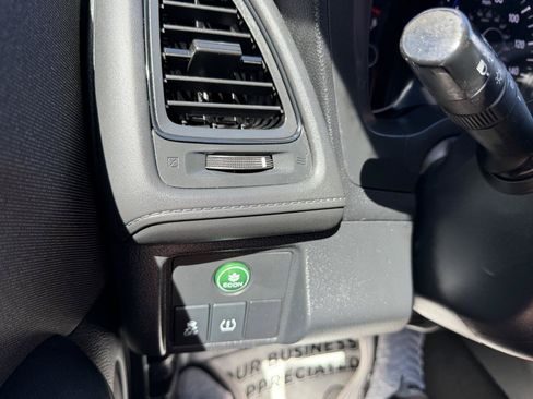 Used 2019 Honda HR-V Sport image 12