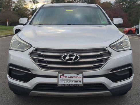 Used 2017 Hyundai Santa Fe Sport image 8