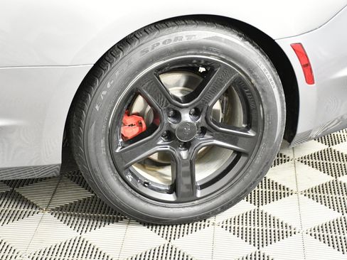 Used 2020 Chevrolet Camaro LT image 47