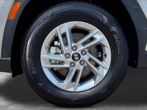 Used 2025 Hyundai Tucson SE FWD image 33