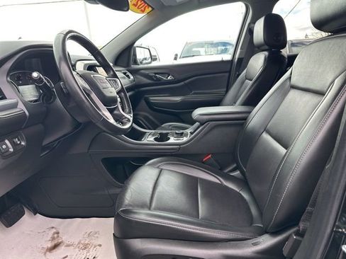 Used 2021 GMC Acadia SLT w/ Elevation Edition image 12