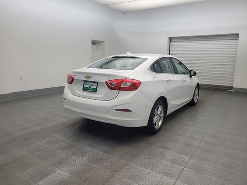 Used 2016 Chevrolet Cruze LT FWD image 9