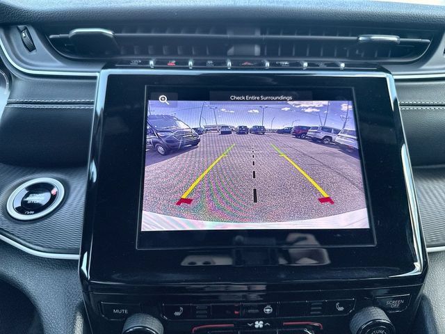 Used 2024 Jeep Grand Cherokee Altitude AWD/4WD image 17