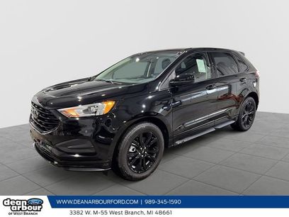 Used 2024 Ford Edge SE w/ Black Appearance Package