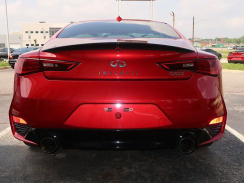 Used 2019 INFINITI Q60 Red Sport 400 w/ Cargo Package image 9