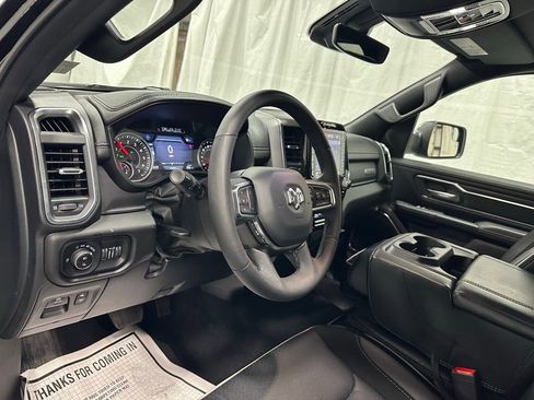 Used 2025 RAM 1500 Laramie image 15