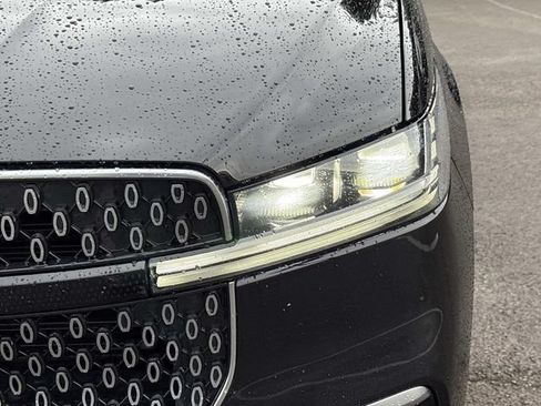 Used 2025 Lincoln Navigator Reserve AWD/4WD image 9