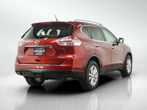 Used 2015 Nissan Rogue SV AWD/4WD image 5