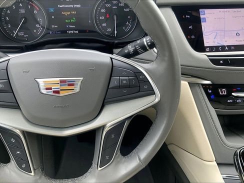 Used 2024 Cadillac XT5 Premium Luxury w/ Technology Package AWD/4WD image 20