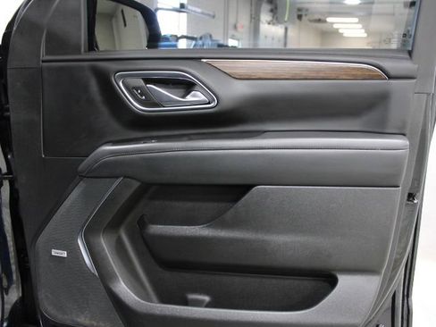 Used 2023 Chevrolet Tahoe High Country AWD/4WD image 26