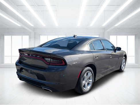 Used 2023 Dodge Charger SXT image 3