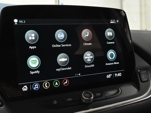 Used 2024 Chevrolet Blazer LT w/ Sound & Technology Package FWD image 19