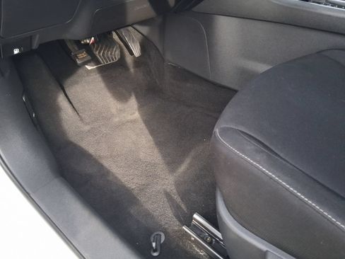 Used 2021 Nissan Sentra SV FWD image 7