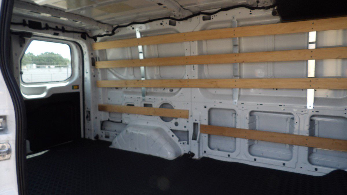 Used 2025 Ford Transit 250 Low Roof w/ Exterior Upgrade Package RWD image 20