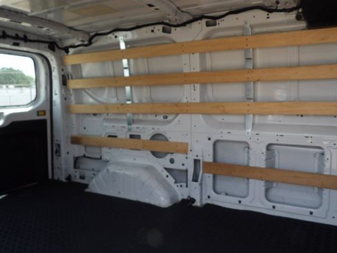 Used 2025 Ford Transit 250 Low Roof w/ Exterior Upgrade Package RWD image 20