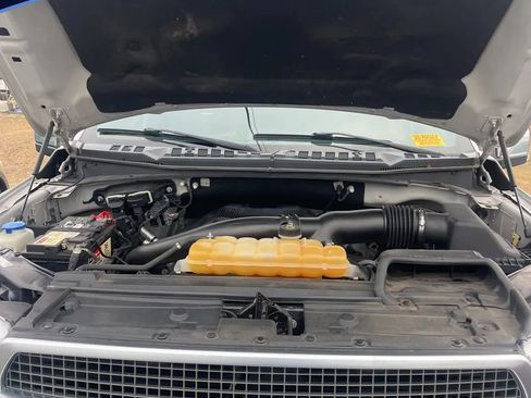 Used 2018 Ford F150 Platinum w/ Equipment Group 701A Luxury image 20