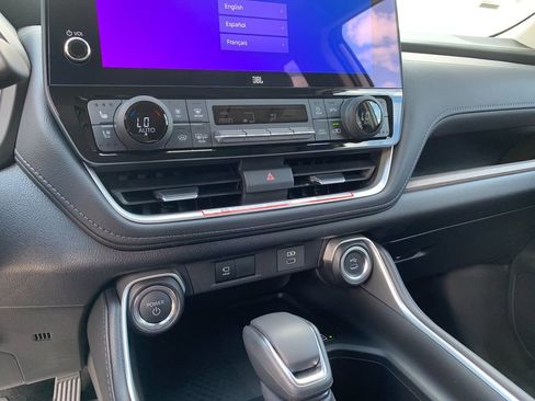 New 2026 Toyota Grand Highlander AWD Hybrid image 25
