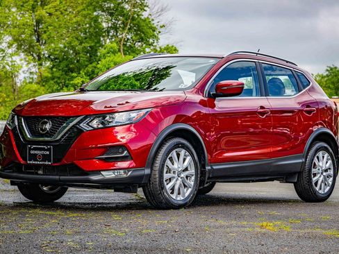 Certified 2022 Nissan Rogue Sport SV image 19