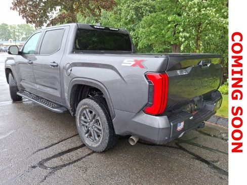 Used 2025 Toyota Tundra SR5 w/ SR5 Convenience Package AWD/4WD image 8