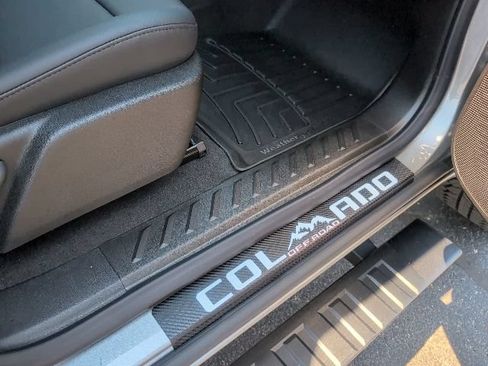 Used 2026 Chevrolet Colorado Trail Boss AWD/4WD image 44