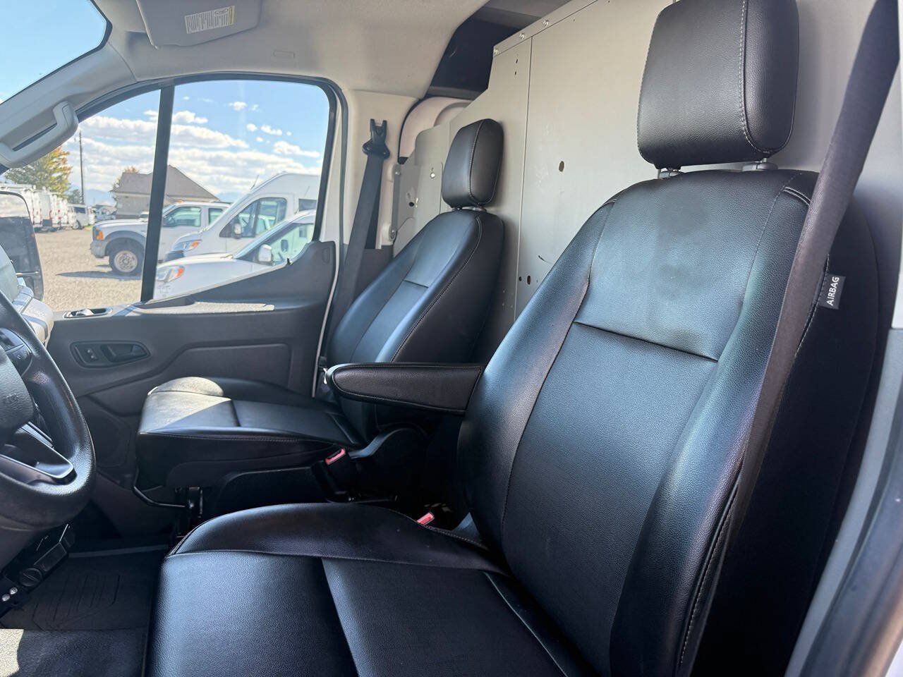 Used 2020 Ford Transit 250 Low Roof RWD image 17