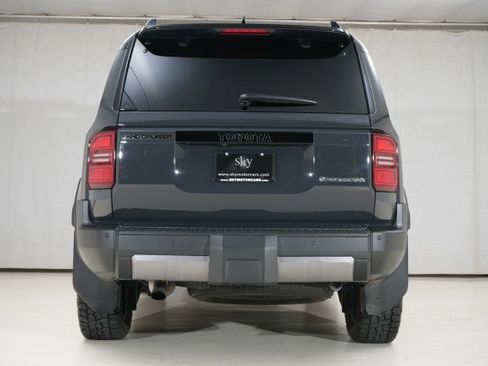 Used 2025 Toyota Land Cruiser image 23