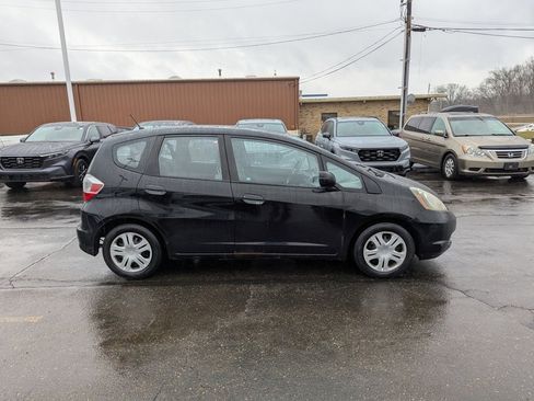 Used 2009 Honda Fit image 2