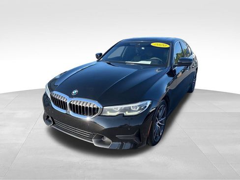 Used 2020 BMW 330i Sedan w/ Convenience Package RWD image 17