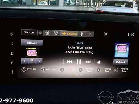 Used 2025 Nissan Kicks SV w/ Charging Package image 24