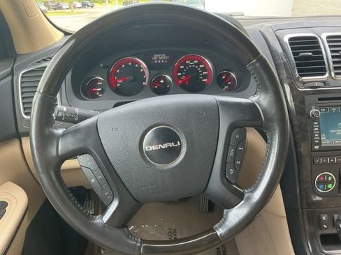 Used 2011 GMC Acadia Denali AWD/4WD image 16